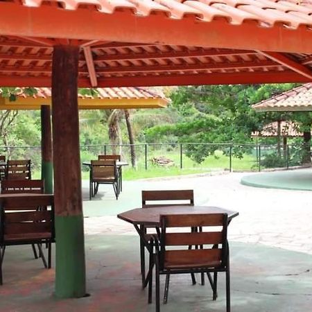 Pousada Recanto Das Araras "Com Acesso Ao Lagoa Quente" Caldas Novas Exterior foto